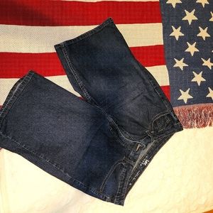 Lee dark denim shorts size 14